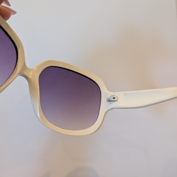 Chic White and Purple Sunglasses - Picture 6 of 8